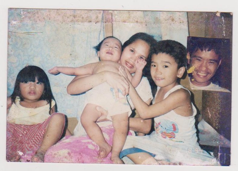 Rosalina's family and relatives in the Philippines